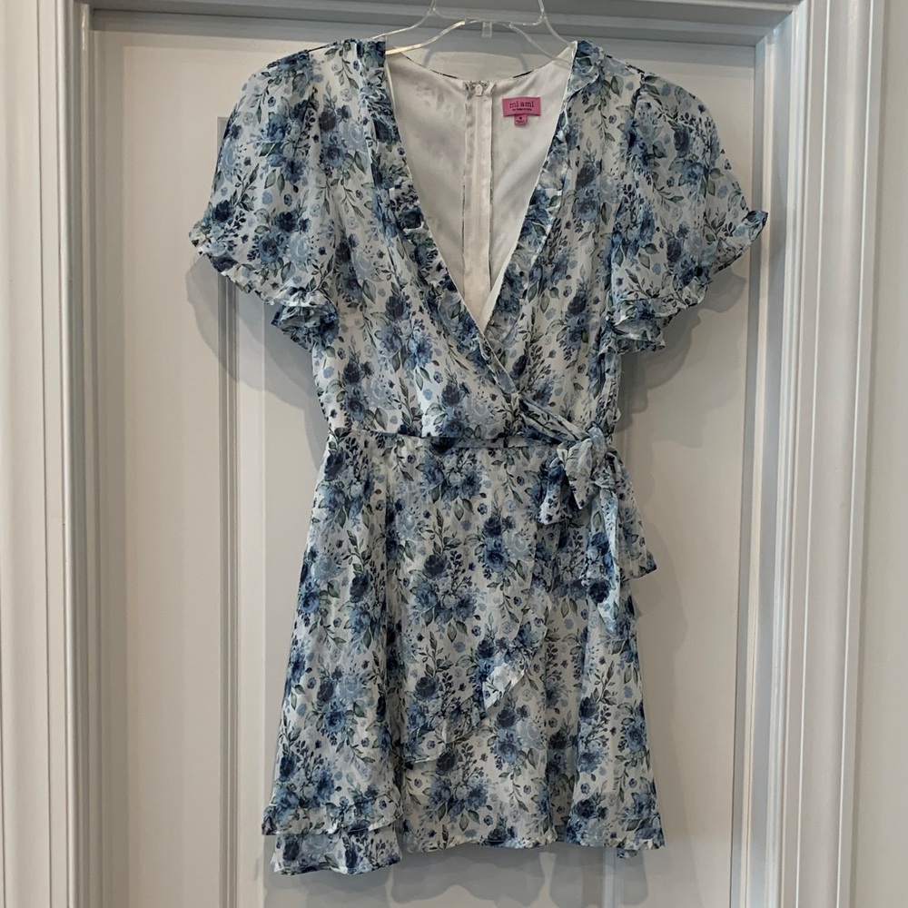 Francesca's Collections Mi Ami Pink Label Dress blue floral wrap small NWOT